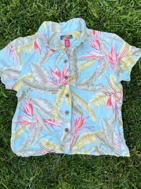 Women’s La Cabana Hawaiian Shirt Size M by La Cabana